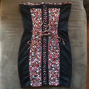 NIKIBIKI Floral Lace Up Corset Tube Dress -Size S